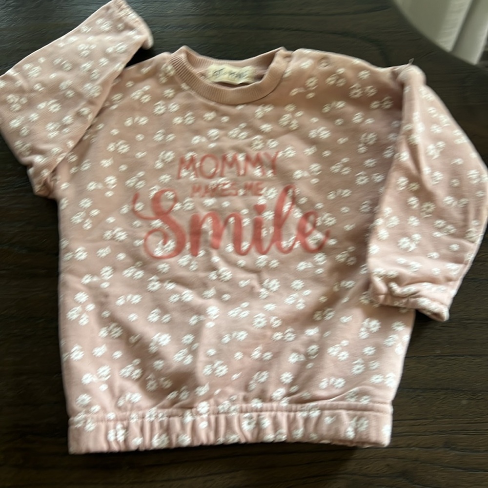 SOLD—Floral Sweatsuit & bonus top, 24 Mo.